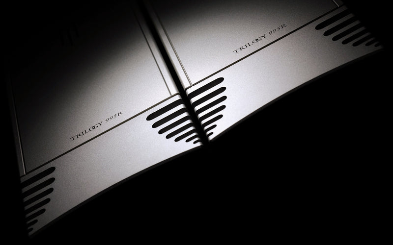 Trilogy 995R Mono Power Amplifier, angled top nameplate