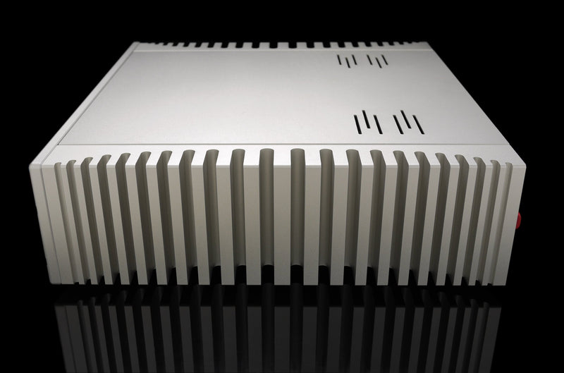 Trilogy 925 Integrated Amplifier, heatsink detail