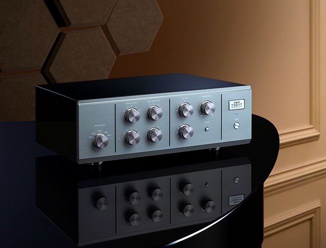 Air Tight ATC-7 Preamplifier - Alma Music and Audio - Alma Music and Audio - 