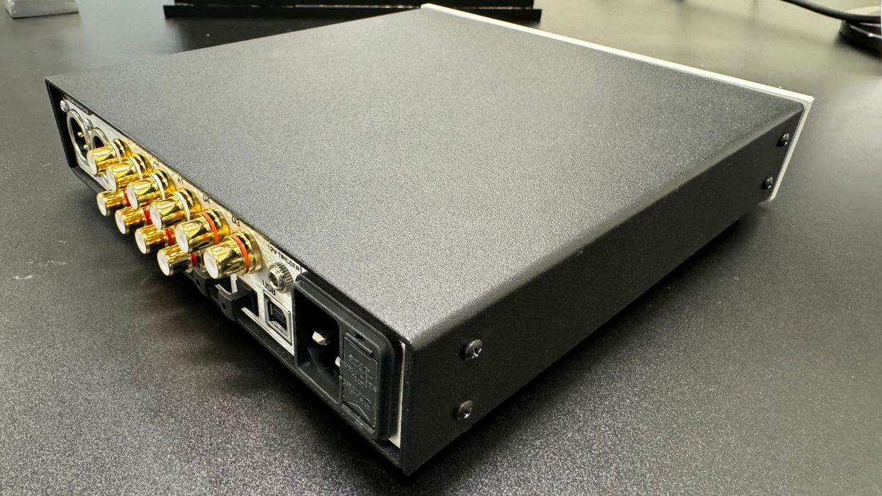 Benchmark DAC3 L DAC + Preamp [Previously Owned] - Alma Music and Audio - Alma Music and Audio - 