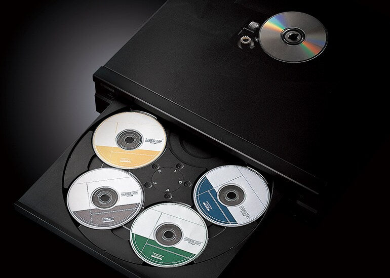 Yamaha CD-C603 5-disc tray mechanism, open view