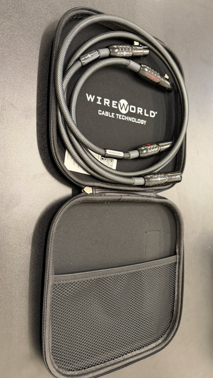 Wireworld Silver Eclipse 7 XLR Interconnects with 1m [Previously Owned]