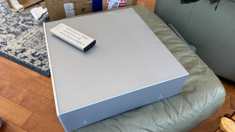 Luxman D-03X Digital Player [Previousky Owned] - Alma Music and Audio