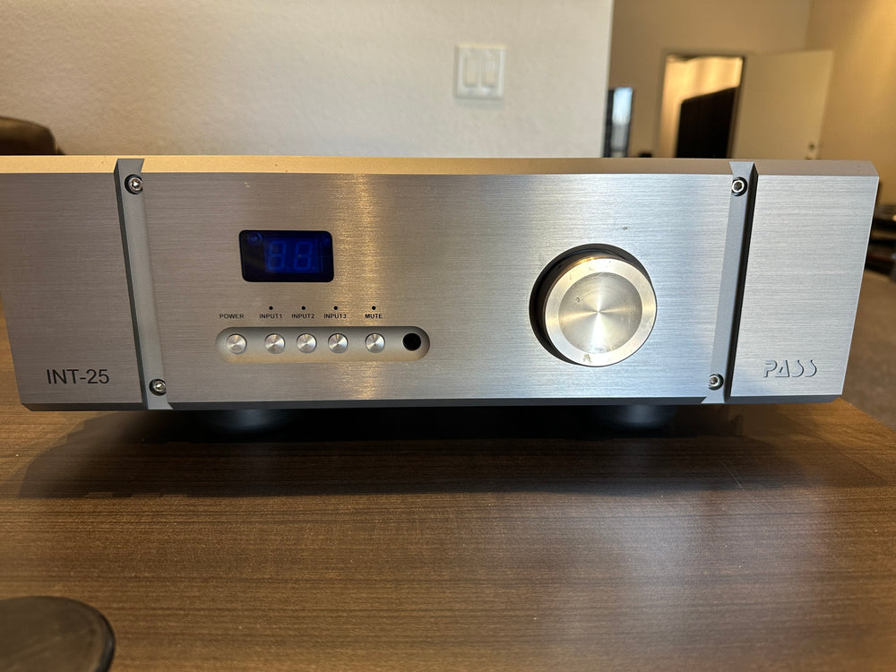 Pass Labs INT-25 Integrated Amplifier [Previously Owned]