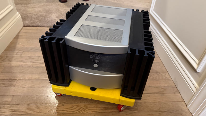 Mark Levinson 335 Stereo Amplifier [Previously Owned]