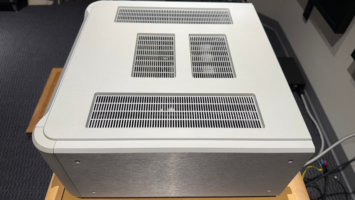 Esoteric F-03A Integrated Amplifier [Previously Owned]