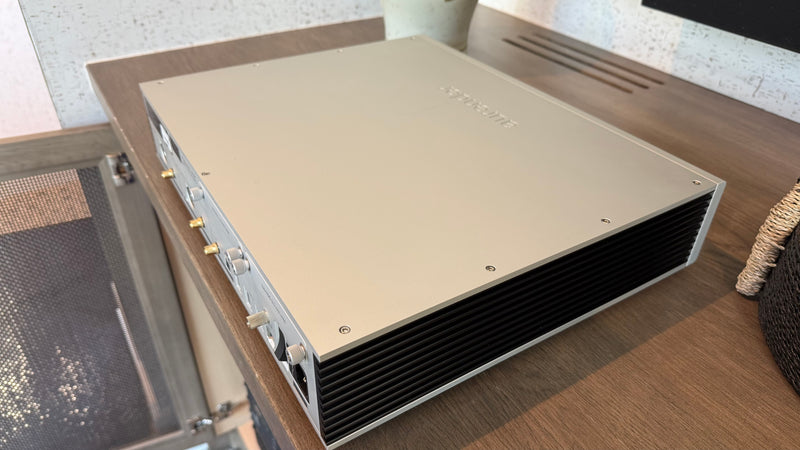 Aurender A15 Music Server / Streamer with DAC [Previously Owned]