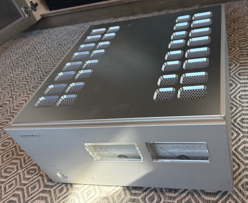 Luxman M-10X Amplifier [Previosuly Owned]