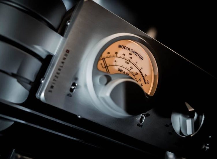 Nagra HD Preamplifier - Alma Music and Audio - Alma Music and Audio - 