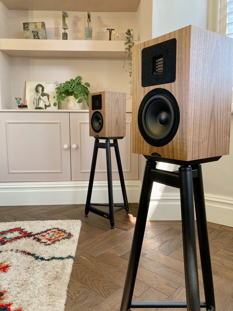 Neat Acoustics Petite Classic Bookshelf Speakers