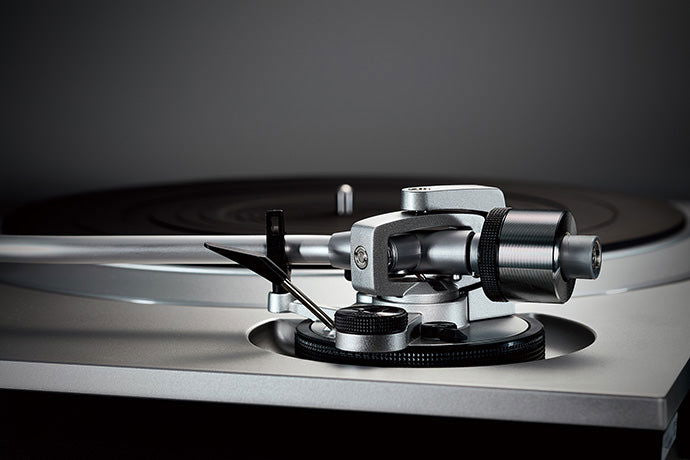 Technics SL-1500C Direct Drive Turntable System — Alma Music Technics SL-1500C Direct Drive Turntable System — Alma Music