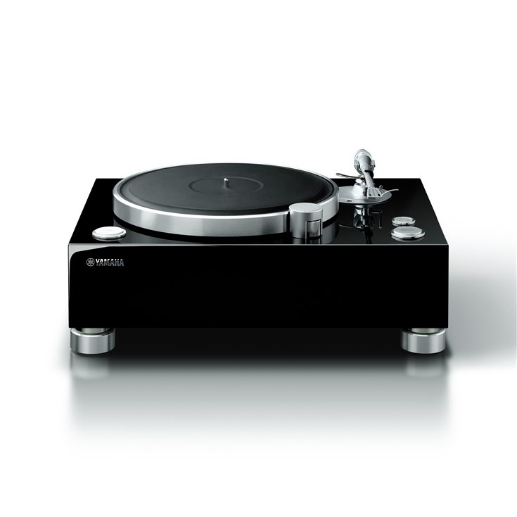 Yamaha GT-5000 Turntable, front three-quarter view