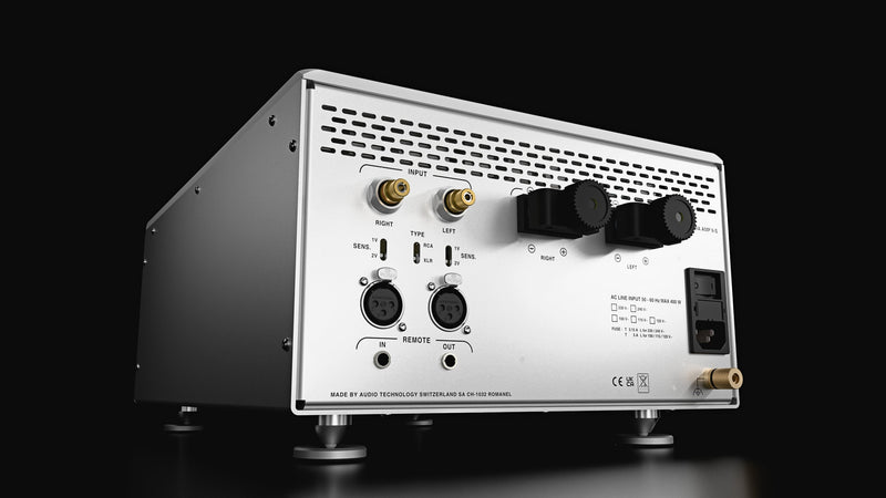 Nagra AMP II-S stereo power amplifier, rear panel