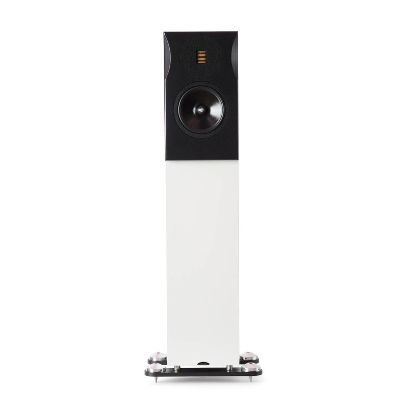 Neat Acoustics Momentum J6, Satin White, front
