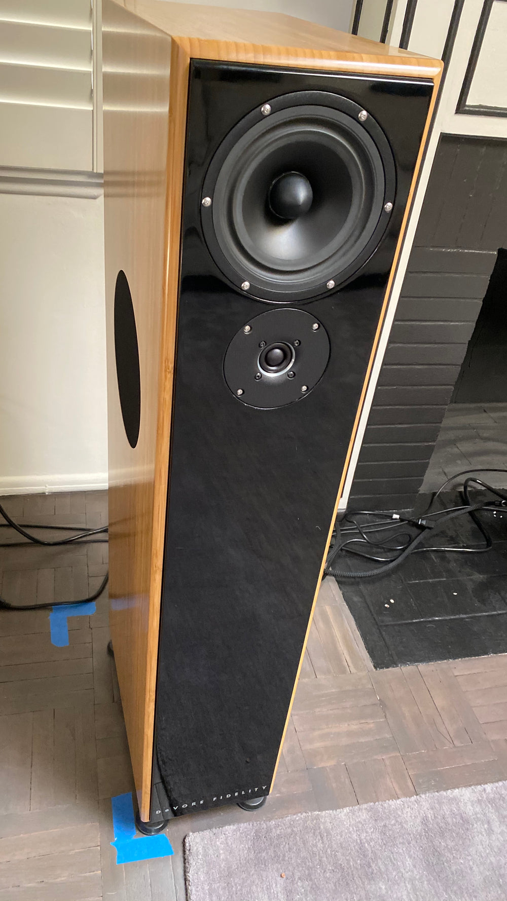 DeVore Fidelity Gibbon X Loudspeakers [Previously Owned] - Alma Music and Audio - San Diego, California